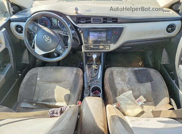 2T1BURHE2JC991811 2018 TOYOTA COROLLA White Dashboard view