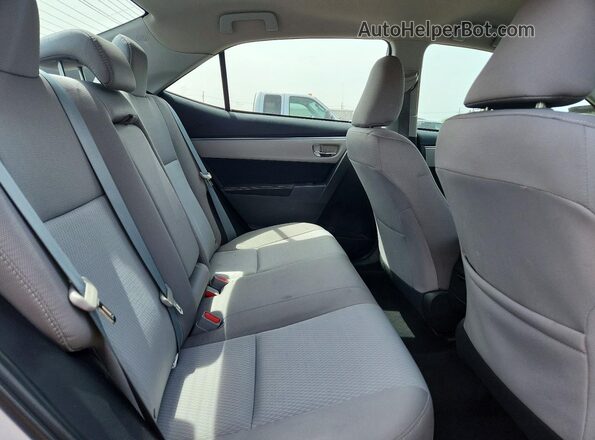 2T1BURHE3GC589188 2016 TOYOTA COROLLA Серебряный Вид задних сидений
