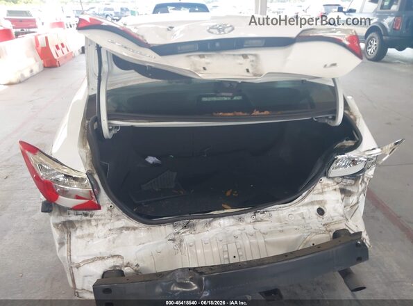 2T1BURHE3GC605969 2016 TOYOTA COROLLA White წინა ხედი