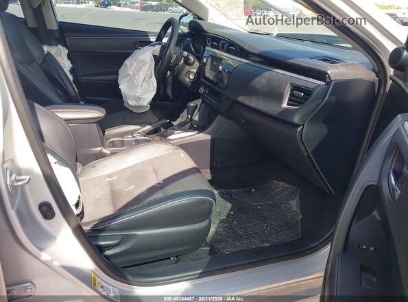 2T1BURHE3GC743396 2016 TOYOTA COROLLA Silver Front interior view