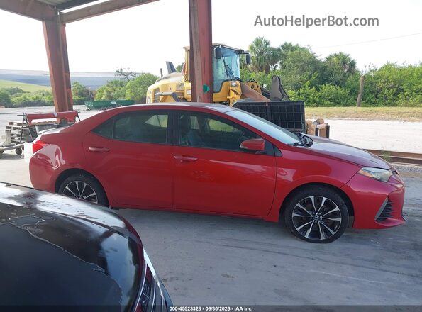 2T1BURHE3HC747725 2017 TOYOTA COROLLA Красный Вид задней части салона