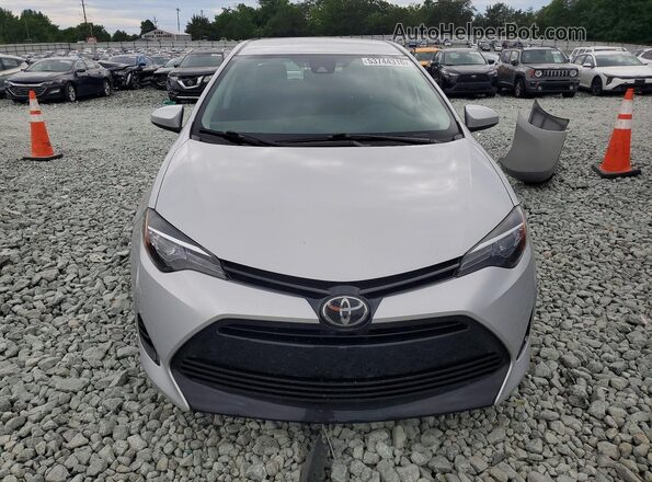 2T1BURHE3HC769966 2017 TOYOTA COROLLA Silver Вид спереду