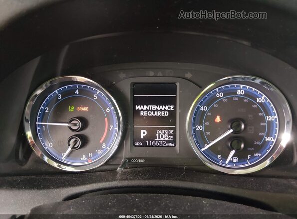 2T1BURHE3JC034068 2018 TOYOTA COROLLA White Հետևի նստատեղերի տեսք