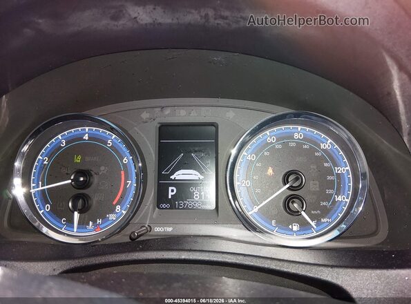 2T1BURHE3JC041568 2018 TOYOTA COROLLA Red უკანა სავარძლების ხედი