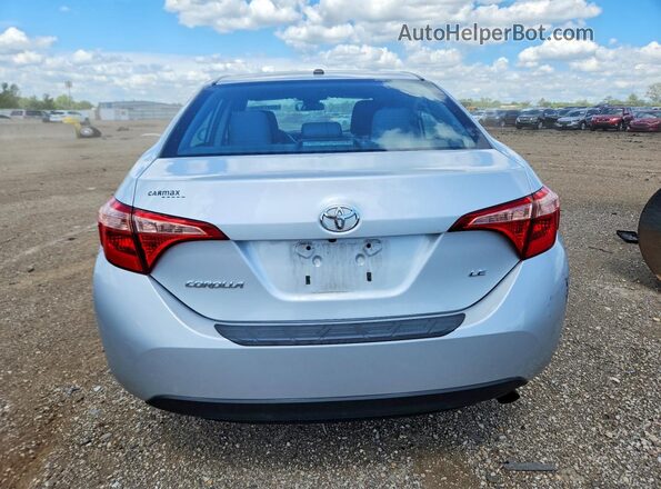 2T1BURHE3JC041814 2018 TOYOTA COROLLA Silver უკანა ხედი