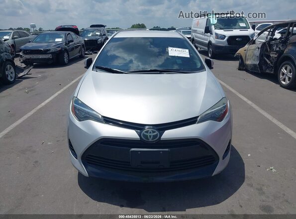 2T1BURHE3JC047922 2018 TOYOTA COROLLA Silver Vista del cuadro de instrumentos