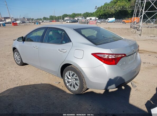 2T1BURHE3JC092956 2018 TOYOTA COROLLA Silver Tył lewy