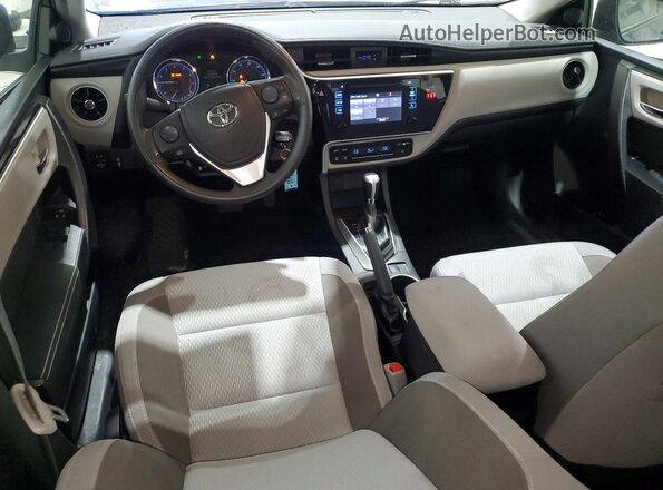 2T1BURHE3JC976282 2018 TOYOTA COROLLA Blue 