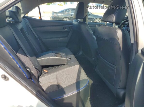 2T1BURHE3JC983376 2018 TOYOTA COROLLA White Widok tylnych siedzeń