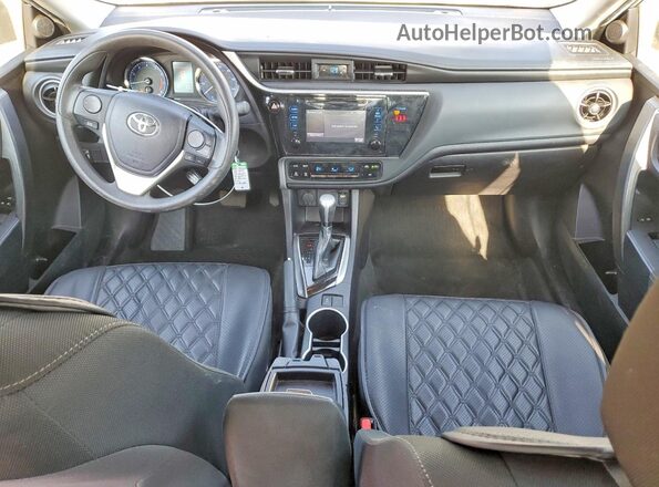 2T1BURHE3KC126167 2019 TOYOTA COROLLA Silver Առջևի վահանակի տեսք