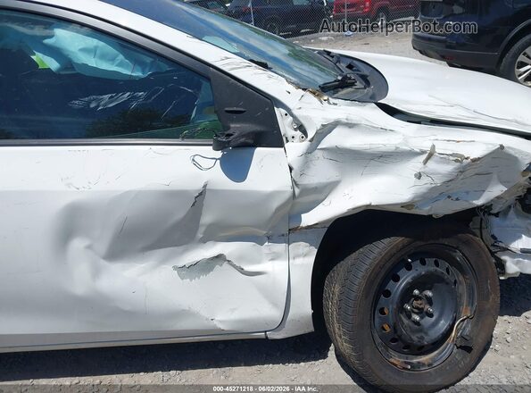 2T1BURHE3KC150002 2019 TOYOTA COROLLA White Widok z przodu