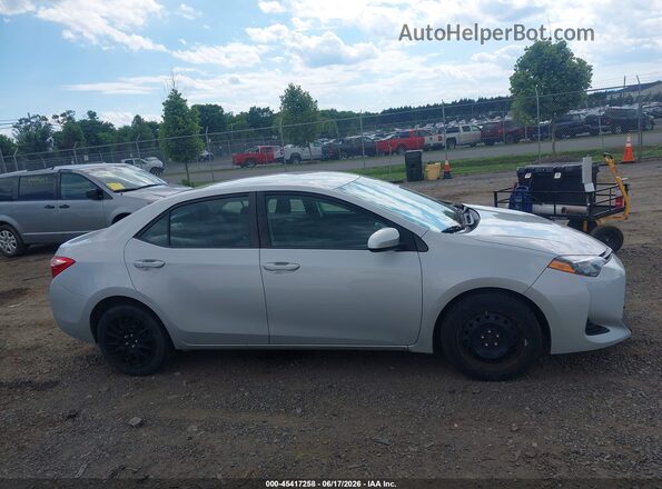 2T1BURHE3KC236877 2019 TOYOTA COROLLA Silver უკანა სალონის ხედი
