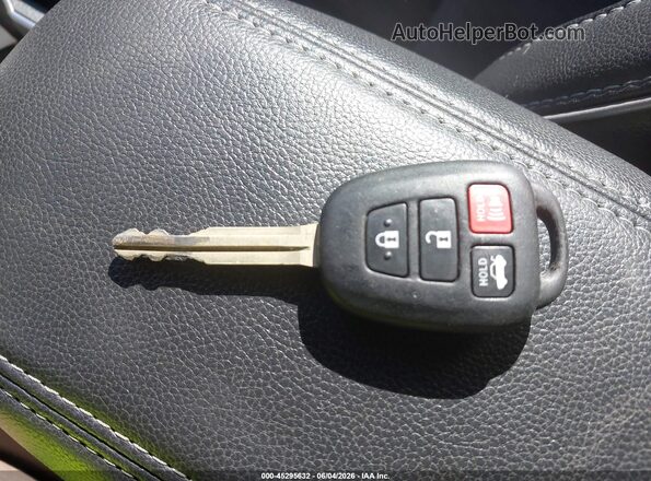 2T1BURHE4GC580239 2016 TOYOTA COROLLA Silver Вид панелі приладів