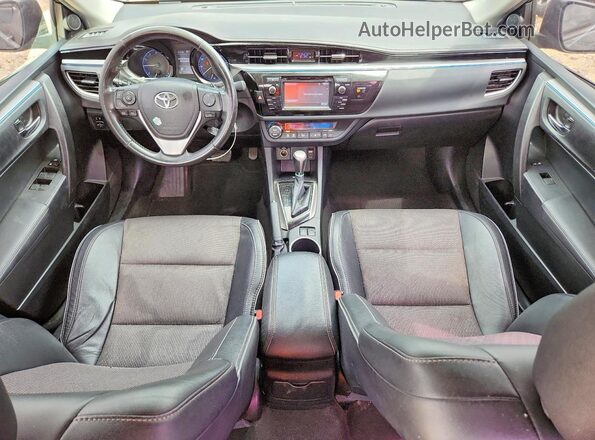 2T1BURHE4GC666117 2016 TOYOTA COROLLA Черный Вид панели приборов
