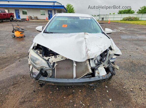 2T1BURHE4GC667199 2016 TOYOTA COROLLA White Front view