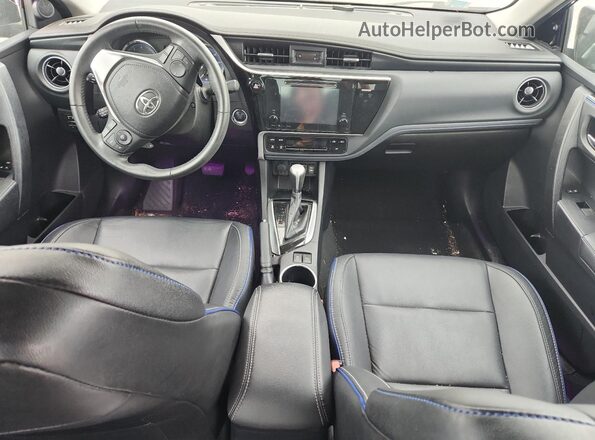 2T1BURHE4HC807611 2017 TOYOTA COROLLA Blue Вид панелі приладів