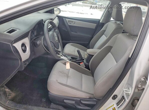 2T1BURHE4HC842469 2017 TOYOTA COROLLA Silver Вид салону спереду