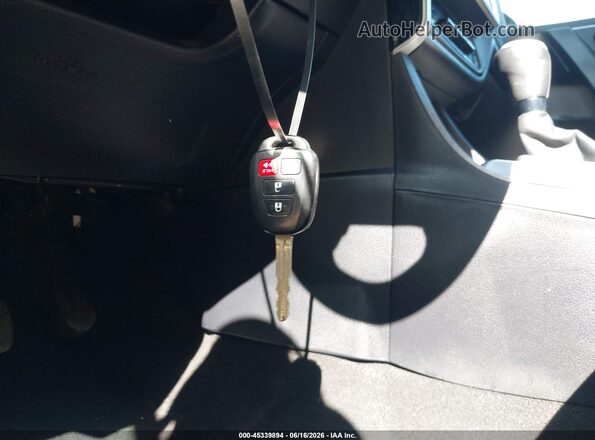 2T1BURHE4HC929174 2017 TOYOTA COROLLA Red წინა პანელის ხედი