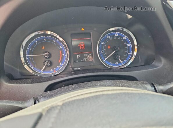 2T1BURHE4HC949179 2017 TOYOTA COROLLA Red ხელსაწყოთა პანელის ხედი