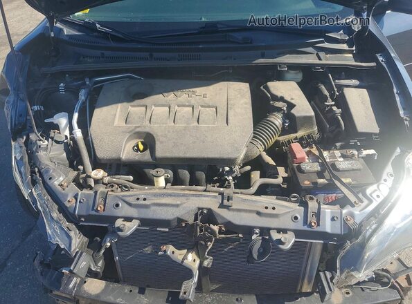 2T1BURHE4JC003282 2018 TOYOTA COROLLA Blue Սալոնի հետևի տեսք