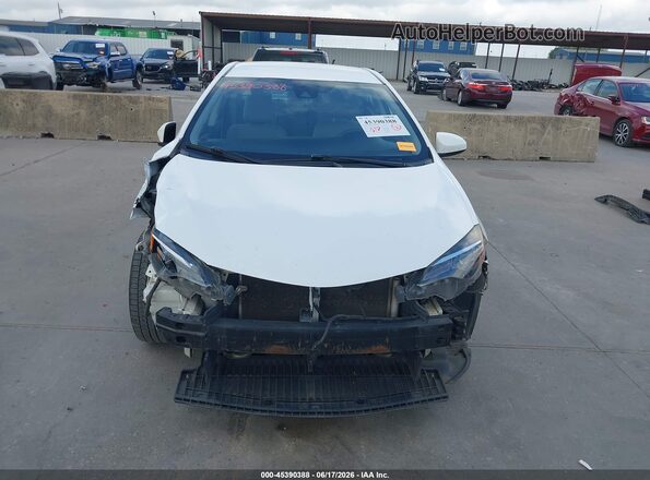2T1BURHE4JC030000 2018 TOYOTA COROLLA White Widok wnętrza z tyłu