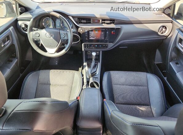 2T1BURHE4JC051980 2018 TOYOTA COROLLA Silver წინა პანელის ხედი
