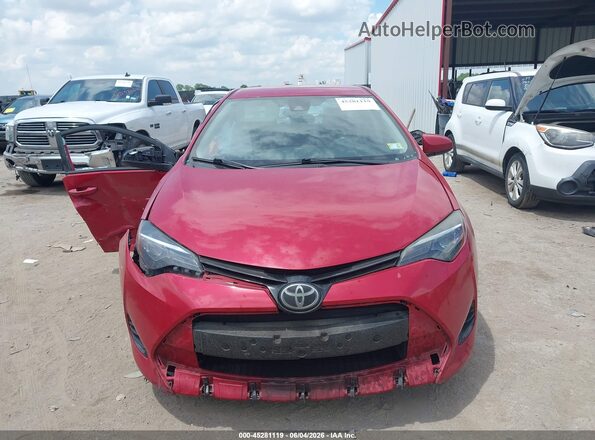 2T1BURHE4JC967395 2018 TOYOTA COROLLA Red Widok deski rozdzielczej