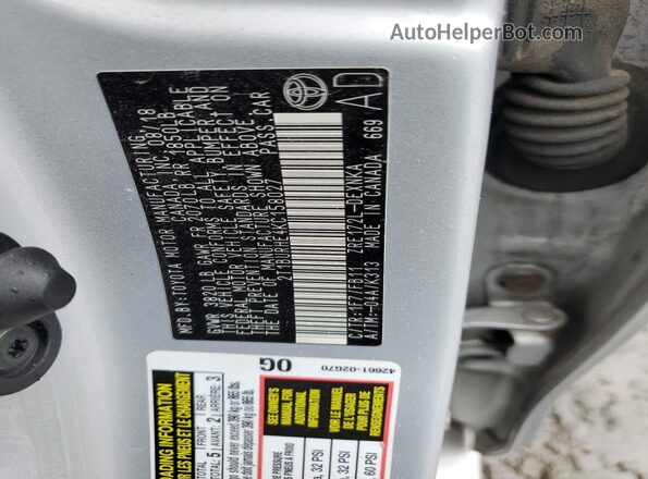 2T1BURHE4KC158027 2019 TOYOTA COROLLA White Вид підкапотного простору