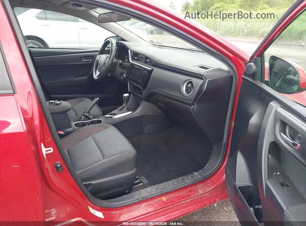 2T1BURHE5HC845512 2017 TOYOTA COROLLA Красный Вид салона спереди