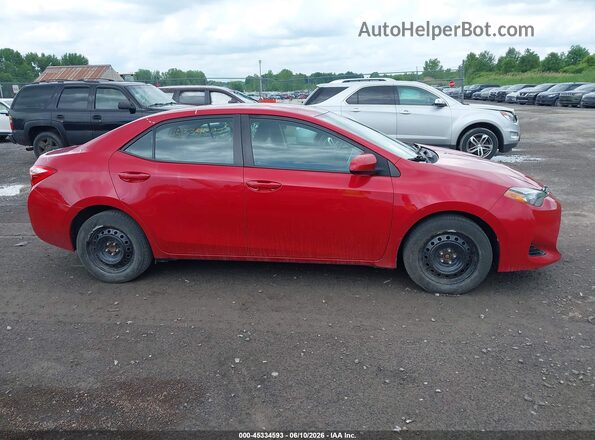 2T1BURHE5HC845512 2017 TOYOTA COROLLA Красный Вид задней части салона