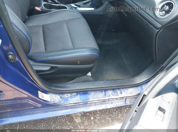 2T1BURHE5HC914098 2017 TOYOTA COROLLA Синий Вид спереди