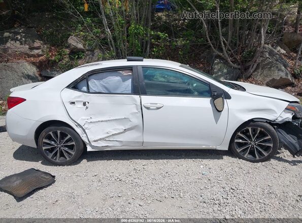 2T1BURHE5JC040132 2018 TOYOTA COROLLA White Սալոնի 360 աստիճան տեսք