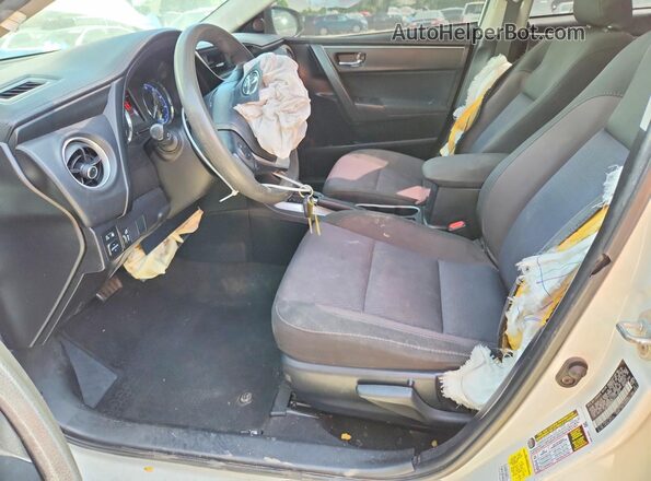 2T1BURHE5JC111023 2018 TOYOTA COROLLA White 