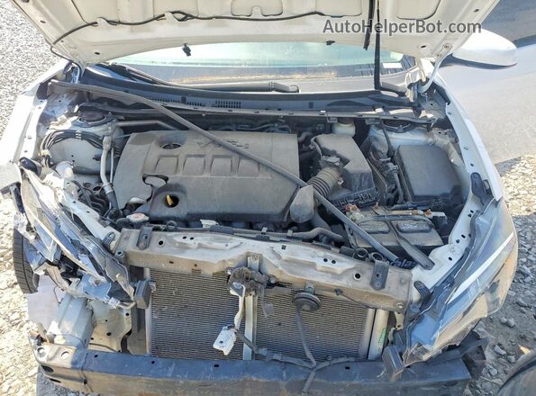 2T1BURHE5JC111023 2018 TOYOTA COROLLA White 