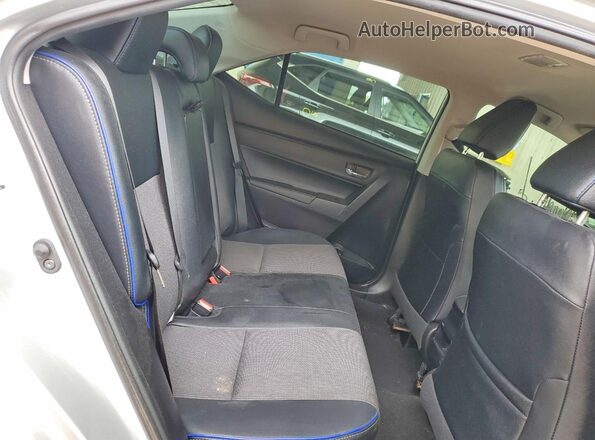 2T1BURHE5KC221944 2019 TOYOTA COROLLA Gray Widok tylnych siedzeń