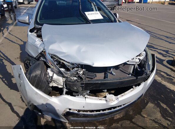 2T1BURHE6GC602693 2016 TOYOTA COROLLA Silver Front view