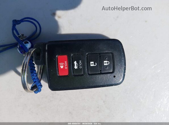 2T1BURHE6HC910092 2017 TOYOTA COROLLA Red Вид панелі приладів