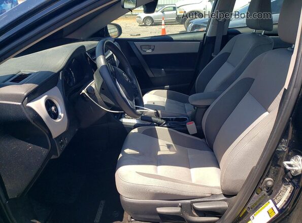 2T1BURHE6HC960975 2017 TOYOTA COROLLA Blue Front interior view