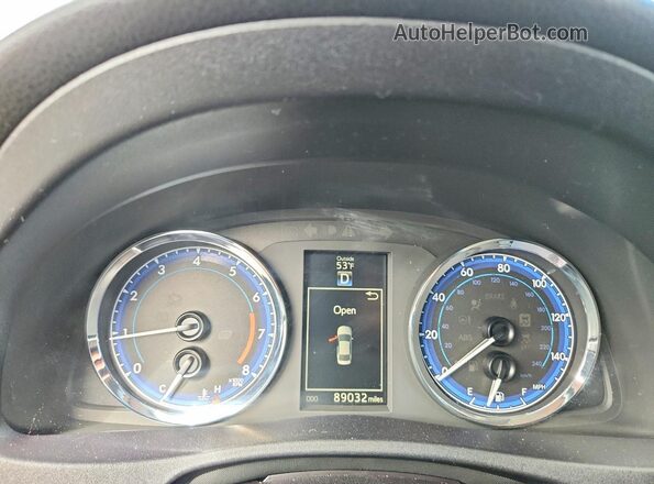 2T1BURHE6JC000805 2018 TOYOTA COROLLA Black Instrument cluster view