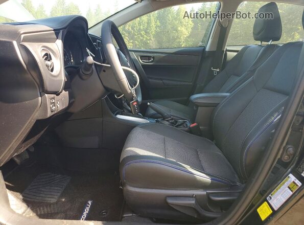 2T1BURHE6JC083023 2018 TOYOTA COROLLA Charcoal Вид салону спереду