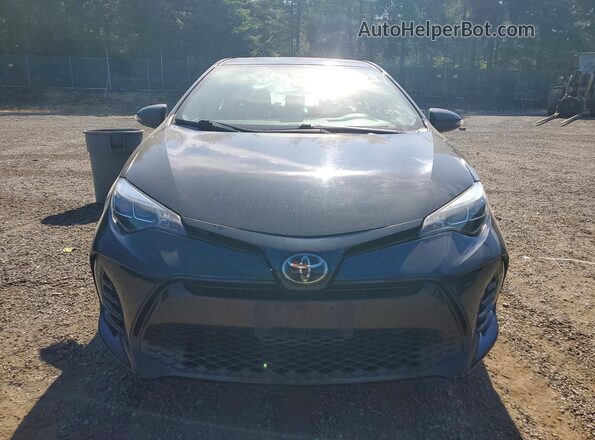 2T1BURHE6JC083023 2018 TOYOTA COROLLA Charcoal Вид спереду