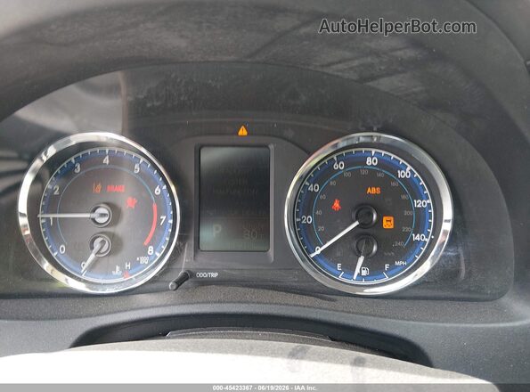 2T1BURHE6JC095804 2018 TOYOTA COROLLA Red Vista de los asientos traseros