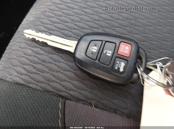 2T1BURHE6JC095804 2018 TOYOTA COROLLA Red Vista del salpicadero