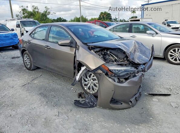 2T1BURHE6JC111855 2018 TOYOTA COROLLA Brown Przód prawy