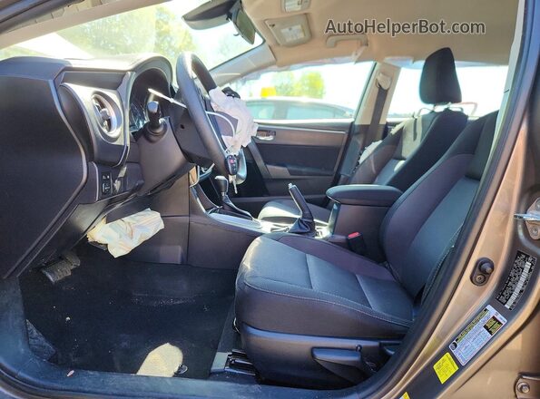 2T1BURHE6JC118353 2018 TOYOTA COROLLA Silver 