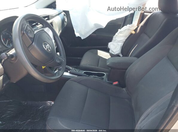 2T1BURHE6KC166064 2019 TOYOTA COROLLA White Vista interior delantera