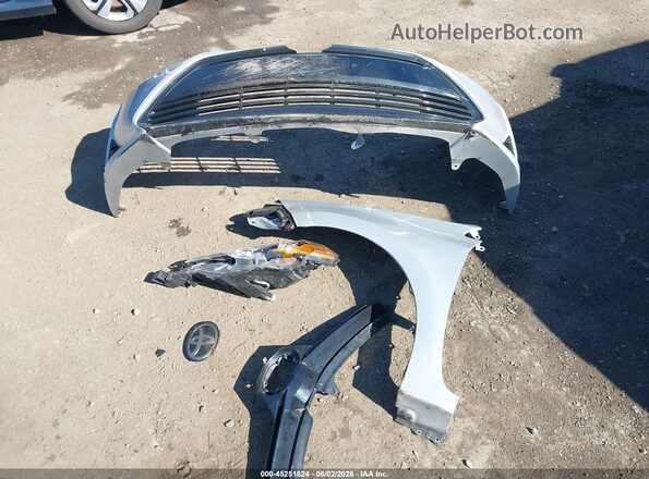 2T1BURHE7HC832051 2017 TOYOTA COROLLA Silver 