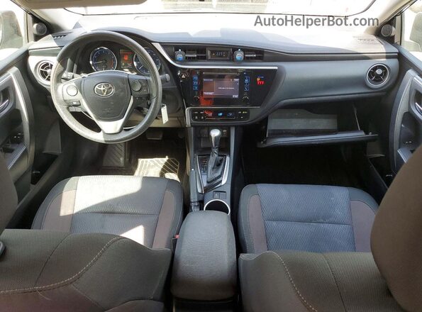 2T1BURHE7JC031819 2018 TOYOTA COROLLA Blue Dashboard view