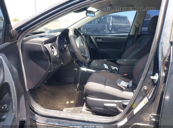 2T1BURHE7JC053240 2018 TOYOTA COROLLA Blue Вид салону спереду