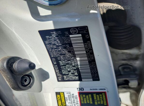 2T1BURHE7JC053836 2018 TOYOTA COROLLA White 